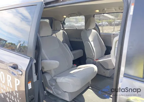 2017 Toyota Sienna Le 7 Passenger из США, поврежденный, VIN 5TDJZ3DC1HS169243